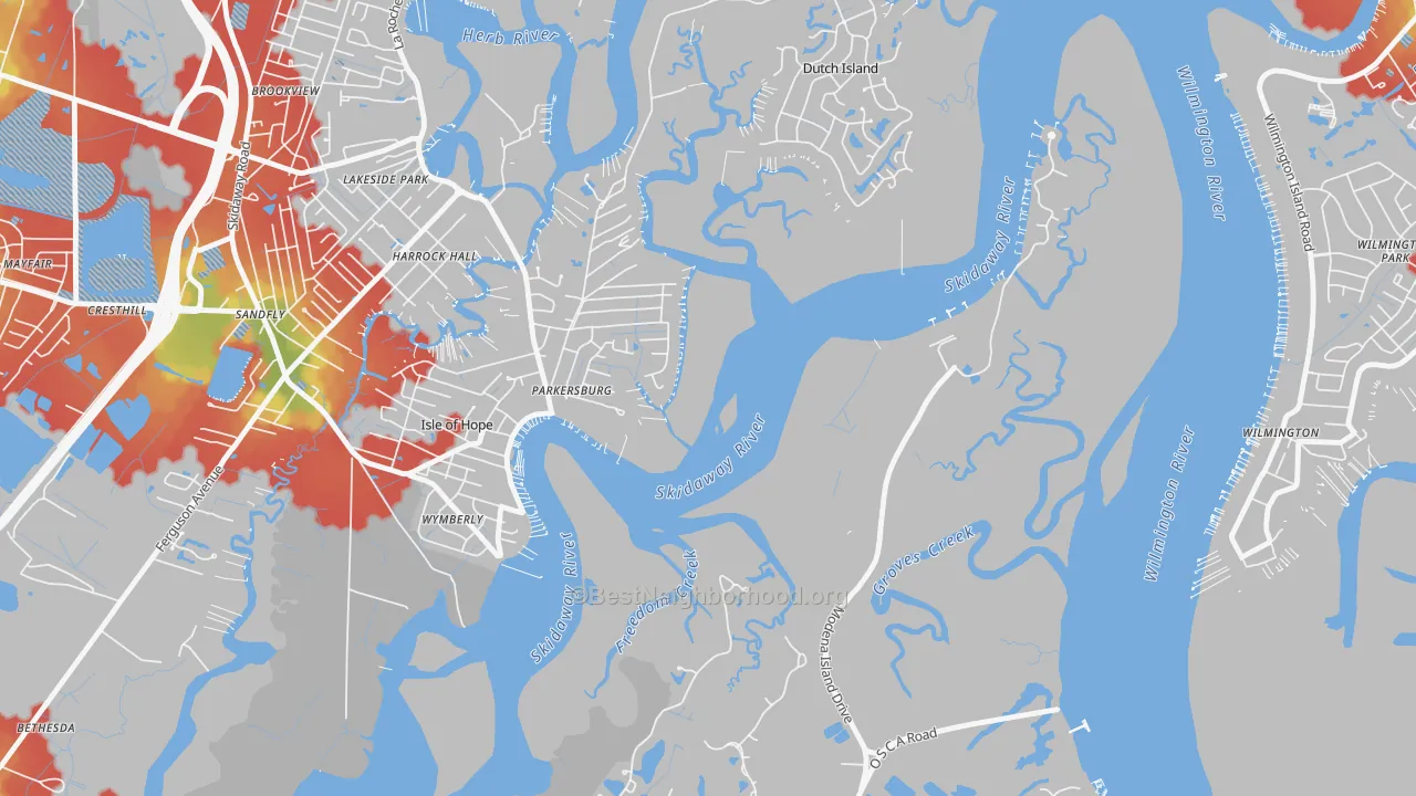 Walk Grade map of Isle of Hope, GA, walkable areas in green and car-dependent areas in red
