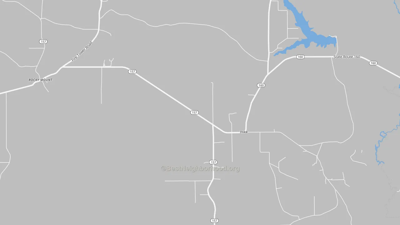 Walk Grade map of Ivan, LA, walkable areas in green and car-dependent areas in red