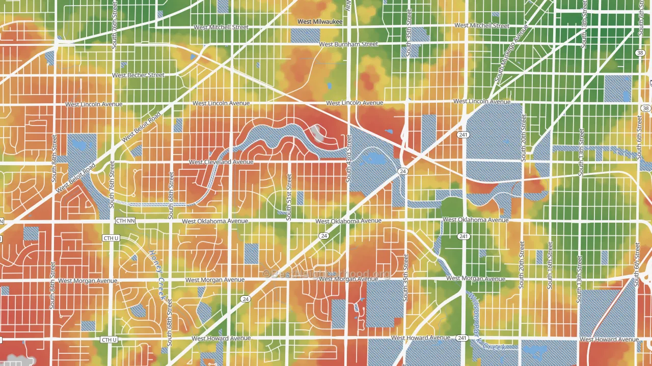Walk Grade map of Jackson Park, Milwaukee, WI, walkable areas in green and car-dependent areas in red