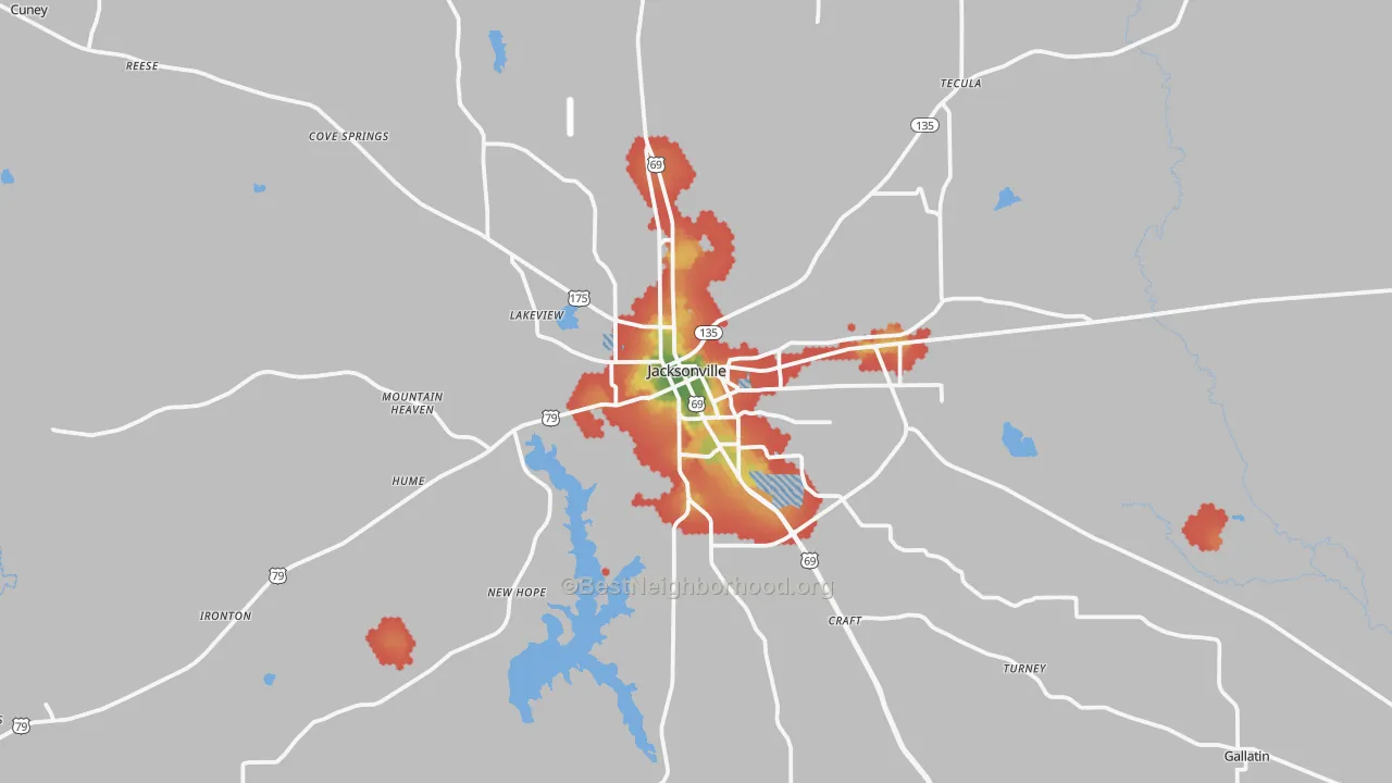 Walk Grade map of Jacksonville, TX, walkable areas in green and car-dependent areas in red