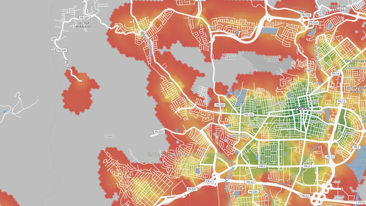 Walk Grade map of Jardines del Caribe, Ponce, PR, walkable areas in green and car-dependent areas in red