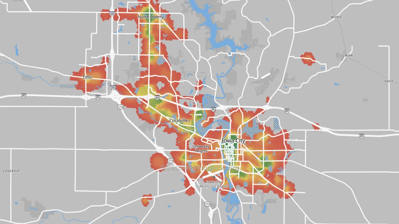 Walk Grade map of Johnson County, IA, walkable areas in green and car-dependent areas in red