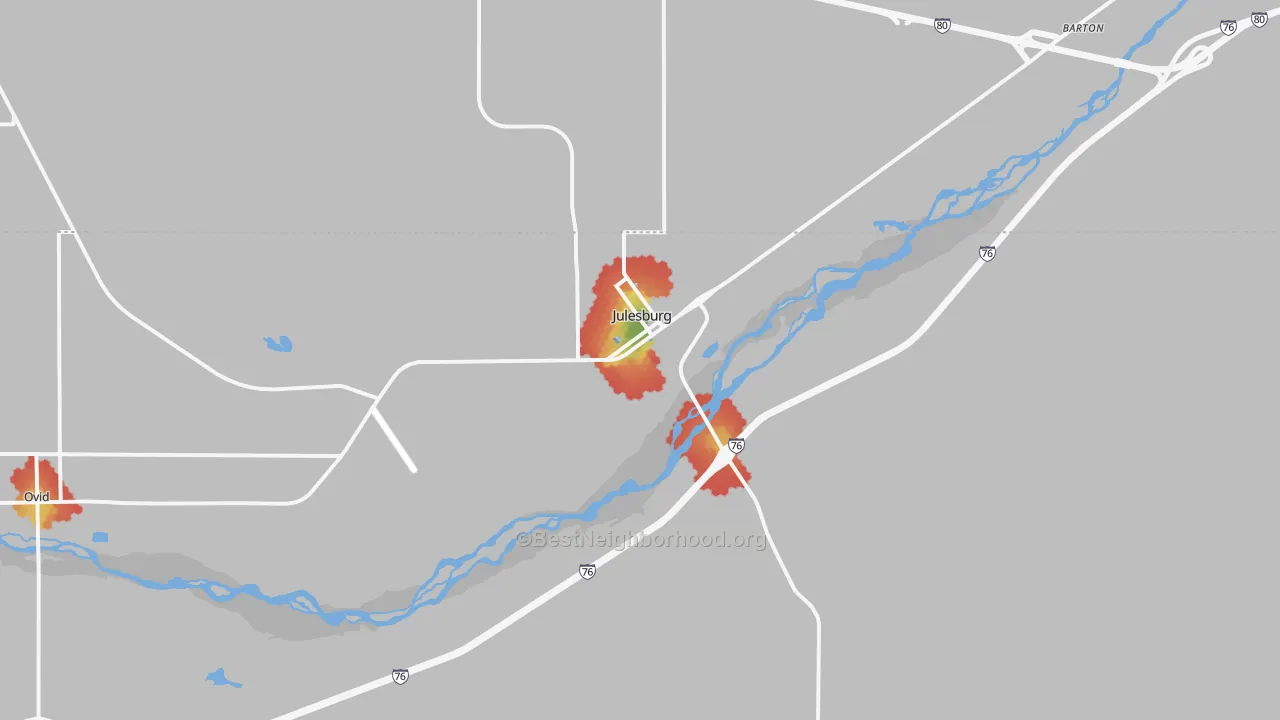Walk Grade map of Julesburg, CO, walkable areas in green and car-dependent areas in red