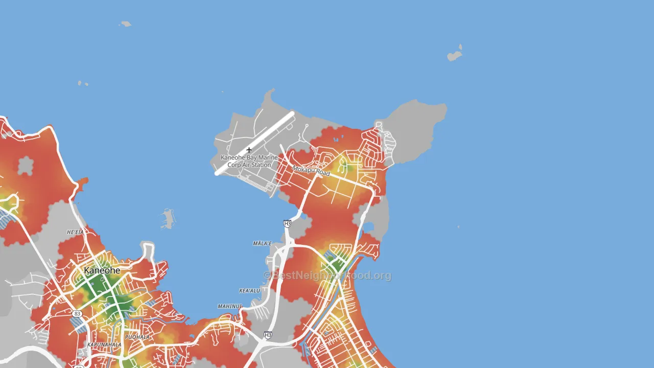 Walk Grade map of Kaneohe Bay, HI, walkable areas in green and car-dependent areas in red