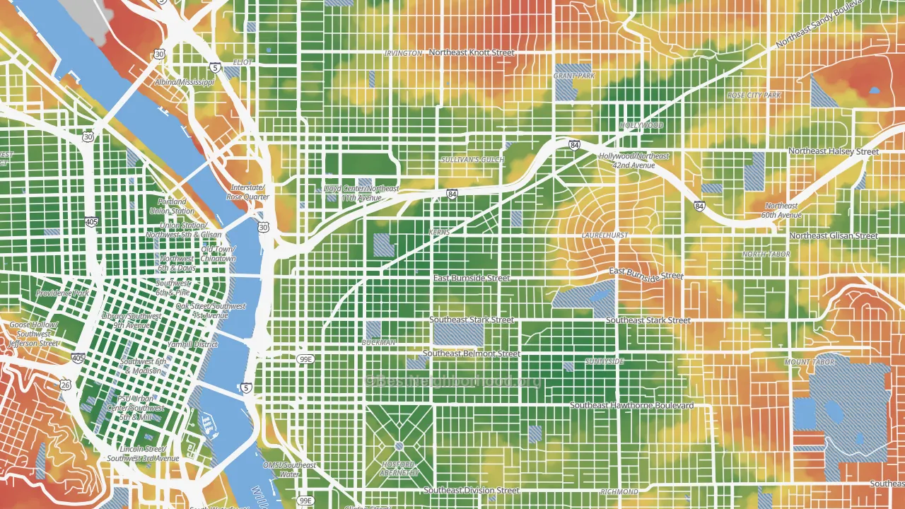 Walk Grade map of Kerns, Portland, OR, walkable areas in green and car-dependent areas in red