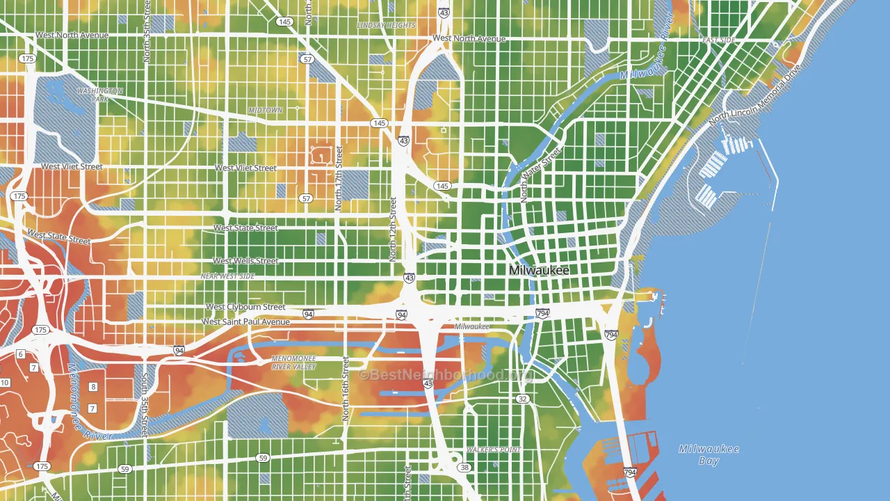 Walk Grade map of Kilbourn Town, Milwaukee, WI, walkable areas in green and car-dependent areas in red