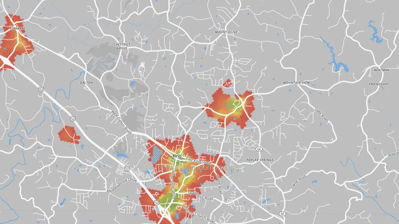 Walk Grade map of King, NC, walkable areas in green and car-dependent areas in red