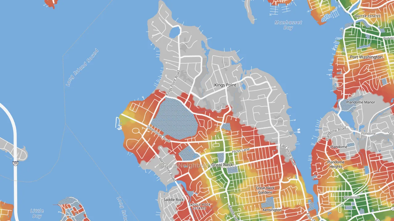 Walk Grade map of Kings Point, NY, walkable areas in green and car-dependent areas in red