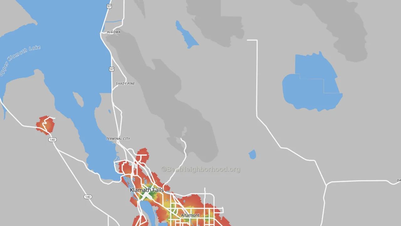 Walk Grade map of Klamath County, OR, walkable areas in green and car-dependent areas in red