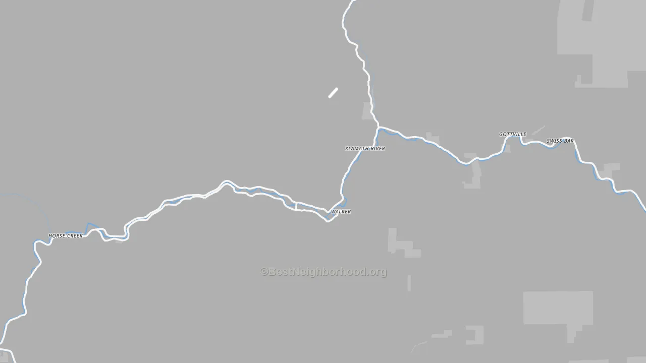 Walk Grade map of Klamath River, CA, walkable areas in green and car-dependent areas in red