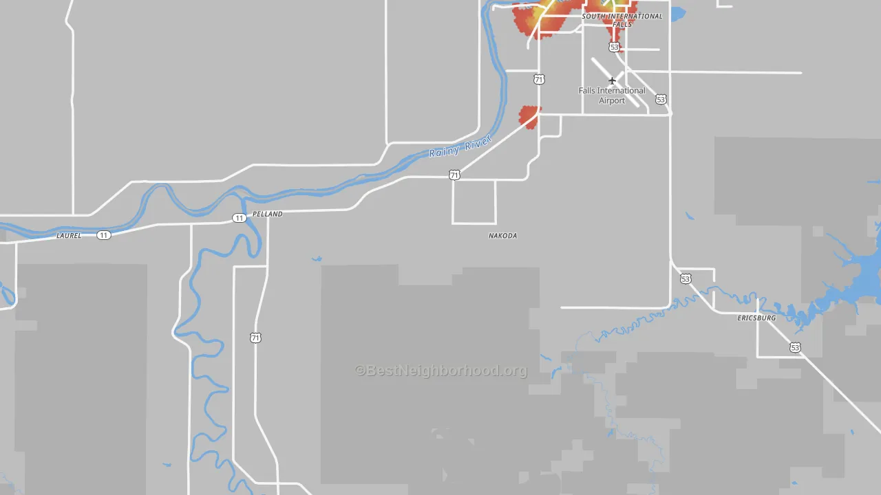 Walk Grade map of Koochiching County, MN, walkable areas in green and car-dependent areas in red