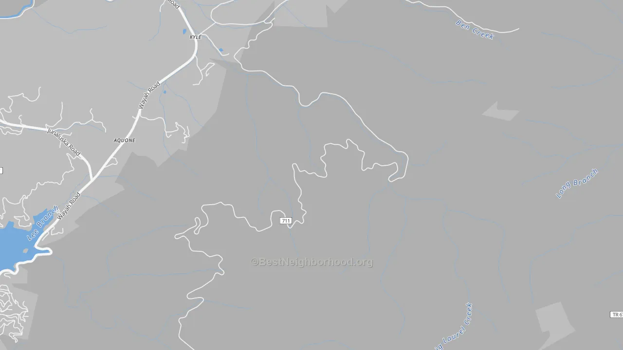 Walk Grade map of Kyle, NC, walkable areas in green and car-dependent areas in red