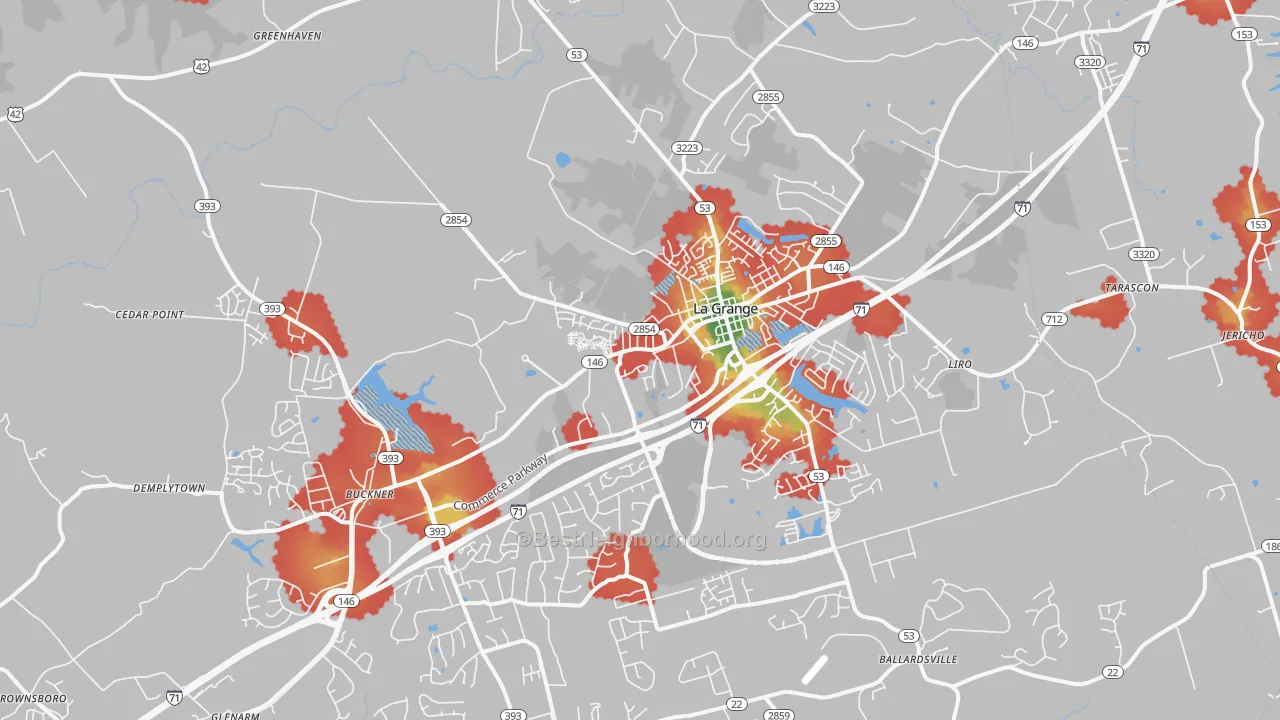 Walk Grade map of La Grange, KY, walkable areas in green and car-dependent areas in red