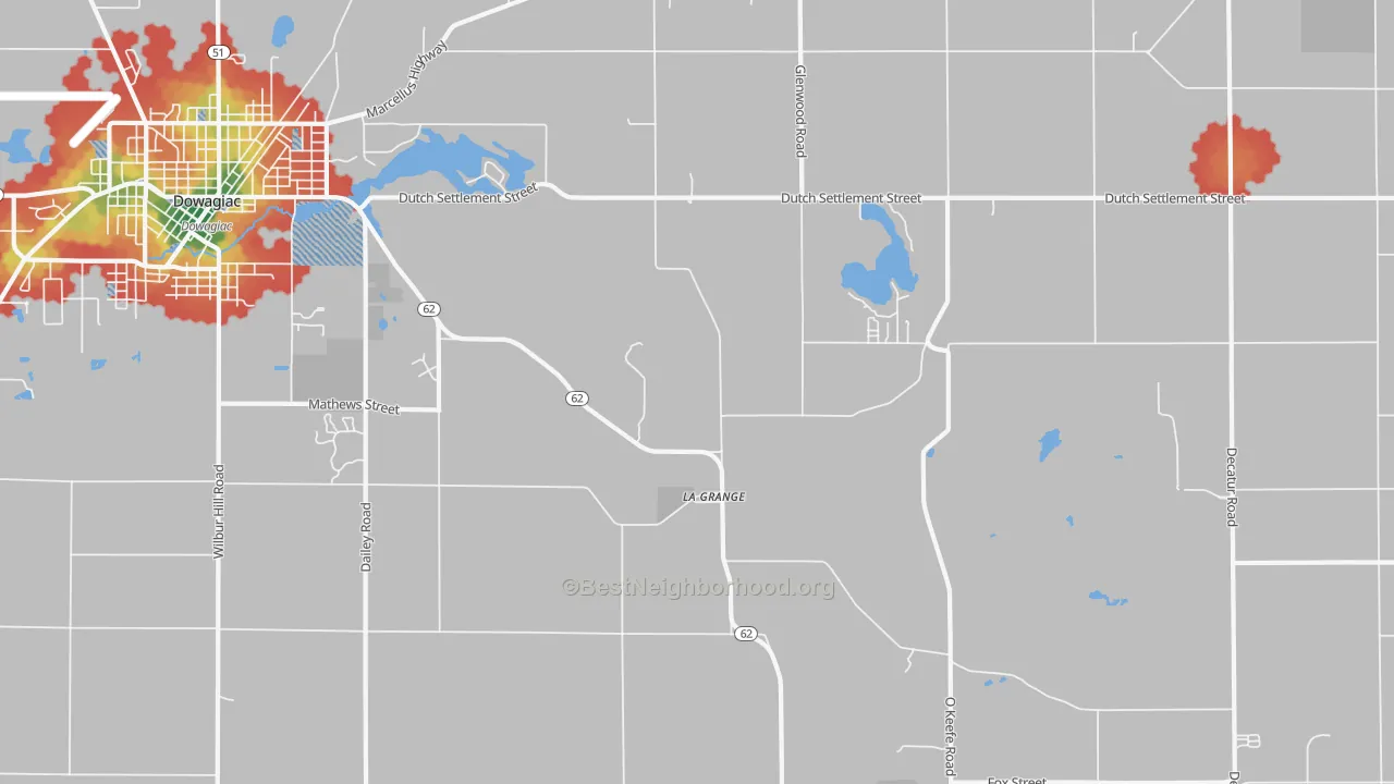 Walk Grade map of La Grange, MI, walkable areas in green and car-dependent areas in red