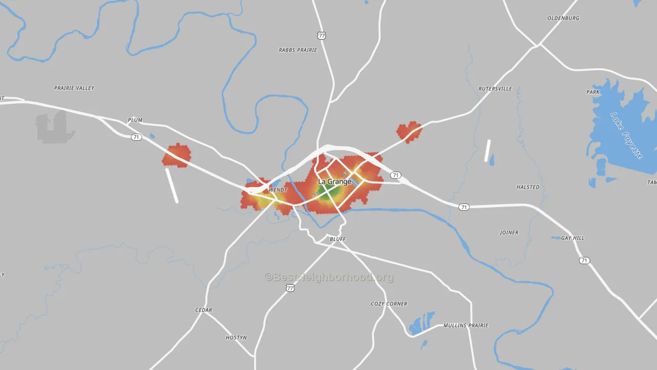 Walk Grade map of La Grange, TX, walkable areas in green and car-dependent areas in red
