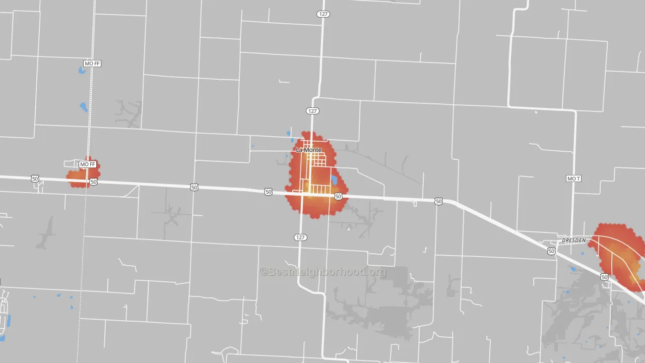 Walk Grade map of La Monte, MO, walkable areas in green and car-dependent areas in red