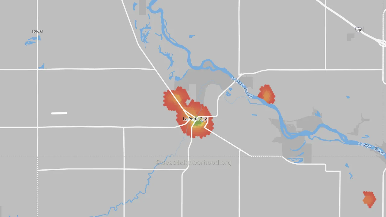 Walk Grade map of La Porte City, IA, walkable areas in green and car-dependent areas in red