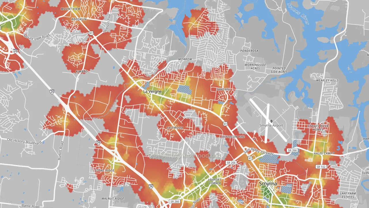 Walk Grade map of La Vergne, TN, walkable areas in green and car-dependent areas in red
