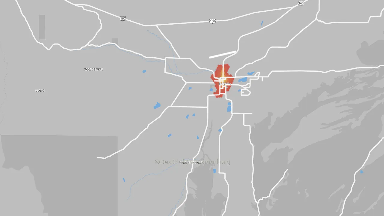 Walk Grade map of La Veta, CO, walkable areas in green and car-dependent areas in red