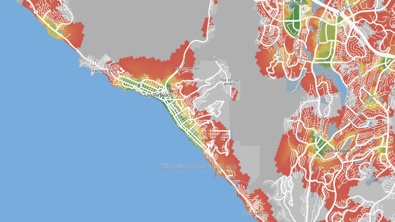 Walk Grade map of Laguna Beach, CA, walkable areas in green and car-dependent areas in red