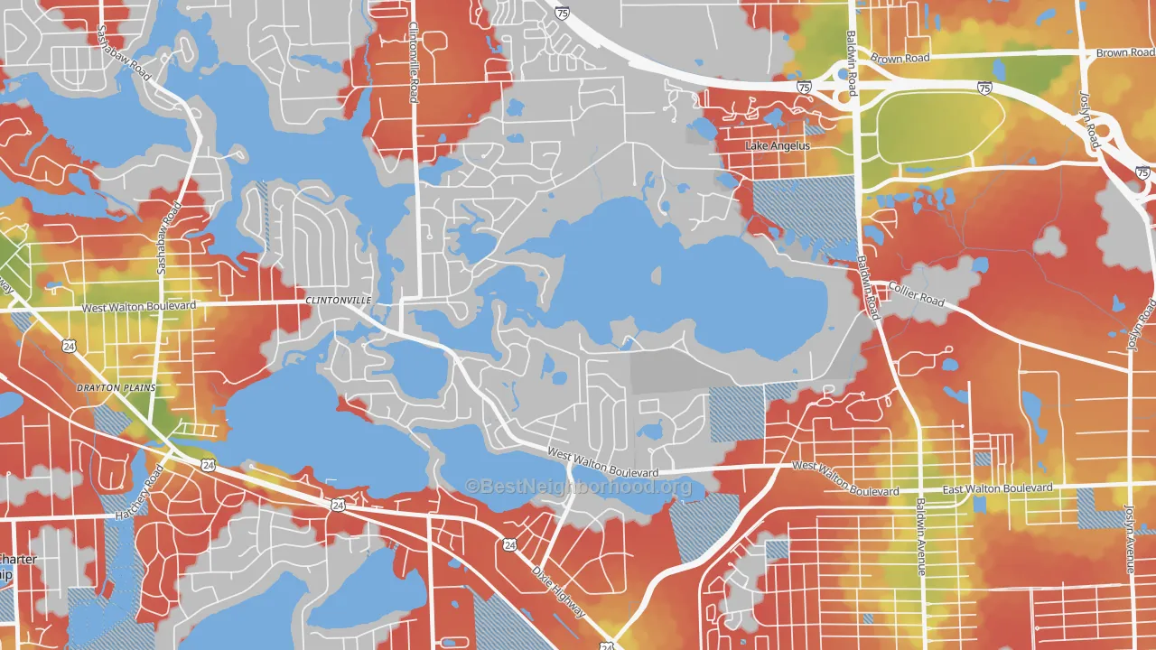 Walk Grade map of Lake Angelus, MI, walkable areas in green and car-dependent areas in red