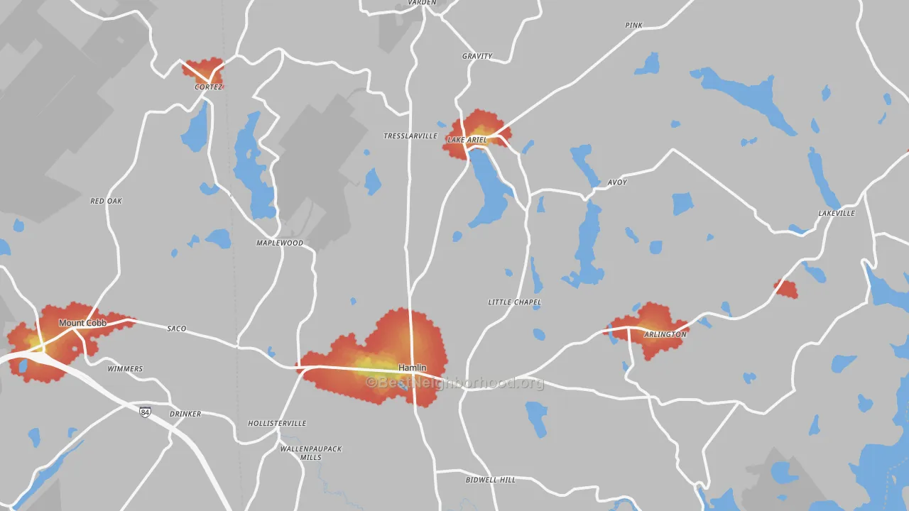 Walk Grade map of Lake Ariel, PA, walkable areas in green and car-dependent areas in red