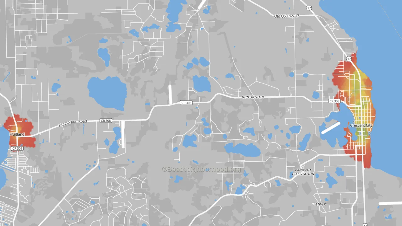 Walk Grade map of Lake Como, FL, walkable areas in green and car-dependent areas in red