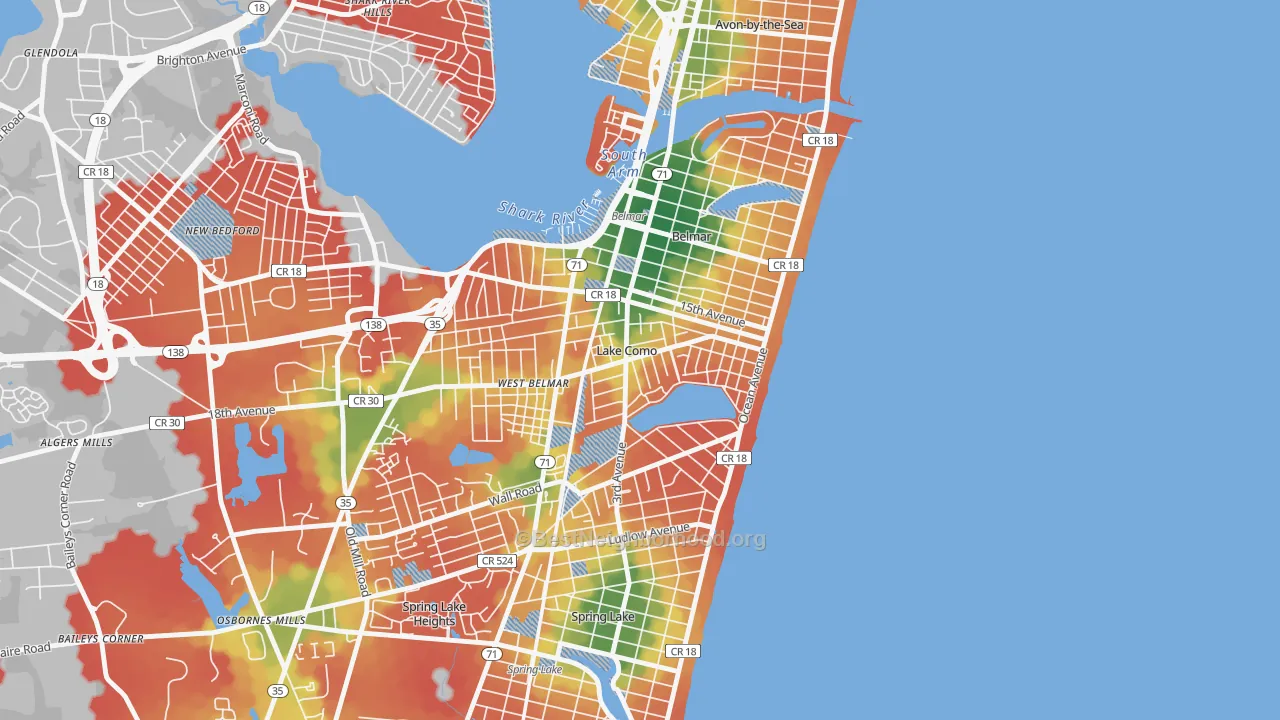 Walk Grade map of Lake Como, NJ, walkable areas in green and car-dependent areas in red