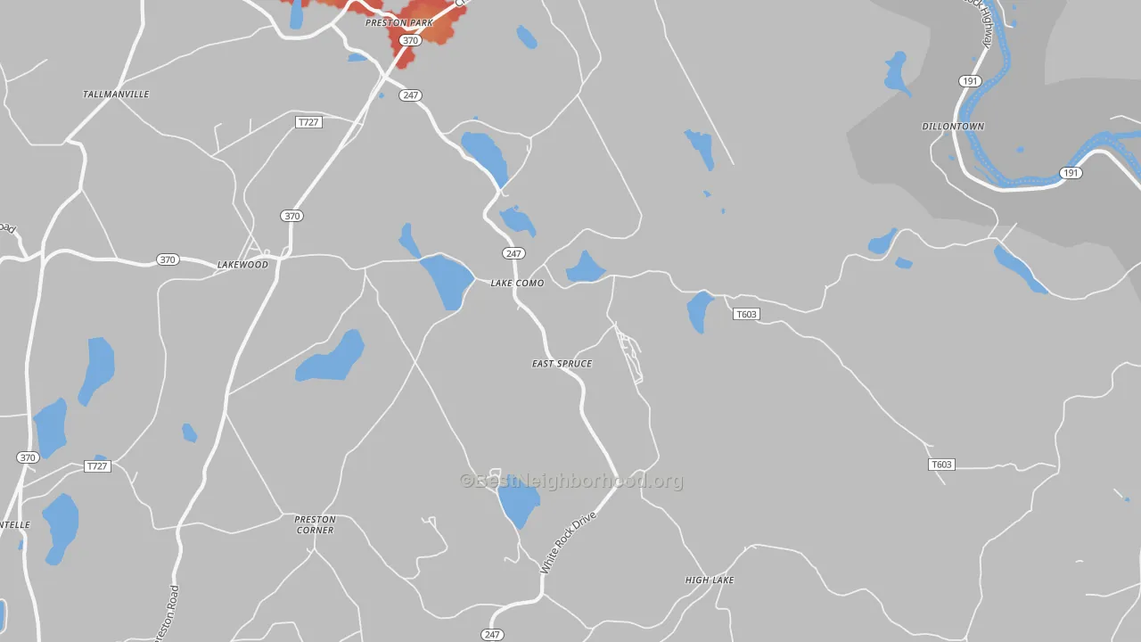 Walk Grade map of Lake Como, PA, walkable areas in green and car-dependent areas in red