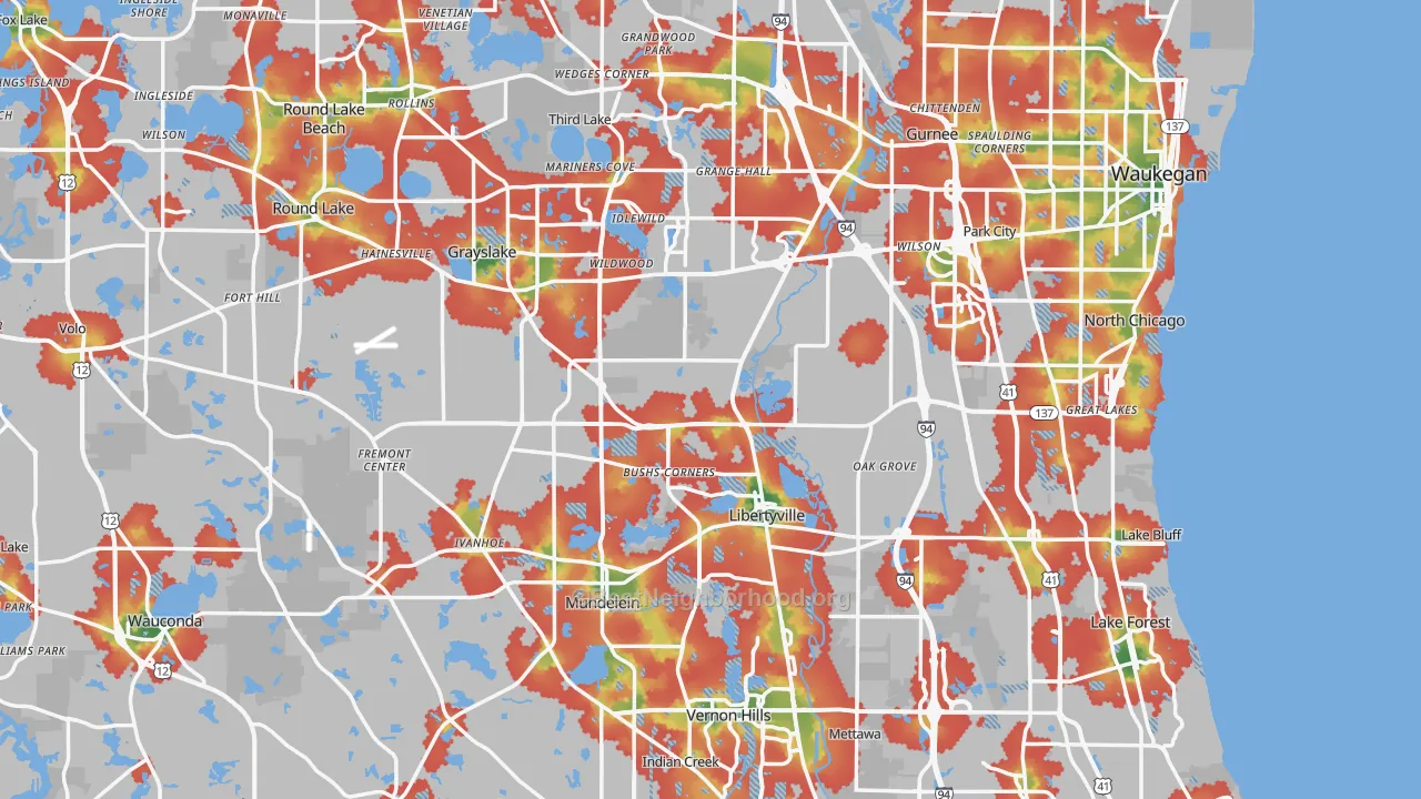 Walk Grade map of Lake County, IL, walkable areas in green and car-dependent areas in red