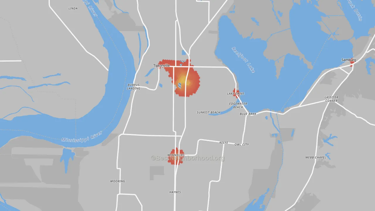 Walk Grade map of Lake County, TN, walkable areas in green and car-dependent areas in red