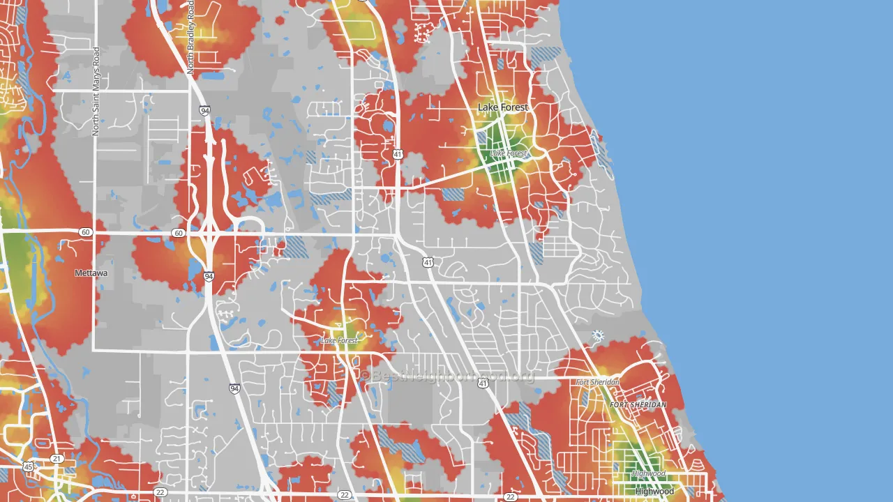 Walk Grade map of Lake Forest, IL, walkable areas in green and car-dependent areas in red