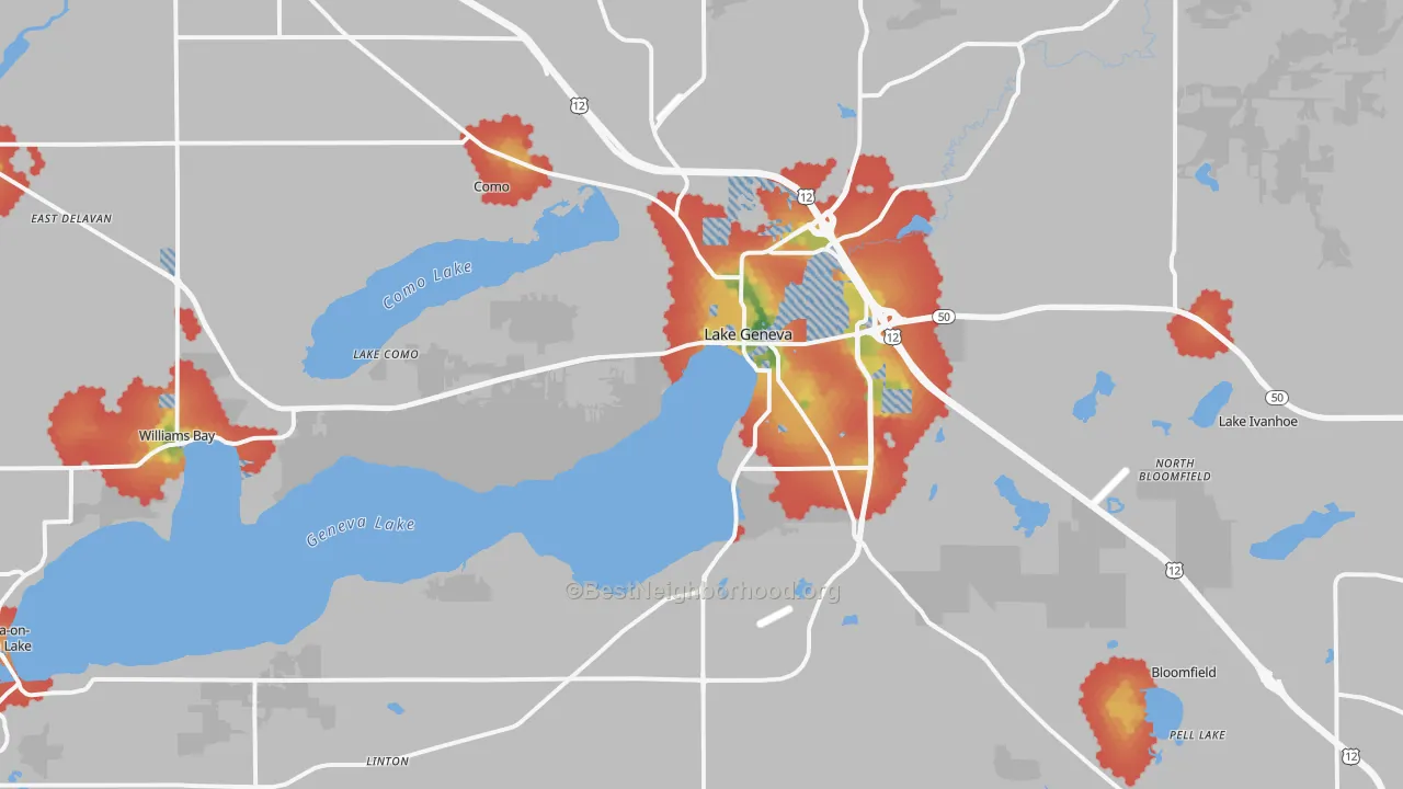 Walk Grade map of Lake Geneva, WI, walkable areas in green and car-dependent areas in red