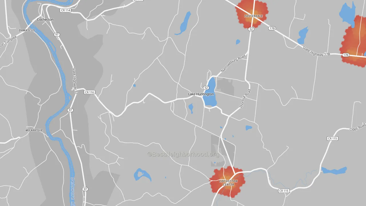Walk Grade map of Lake Huntington, NY, walkable areas in green and car-dependent areas in red
