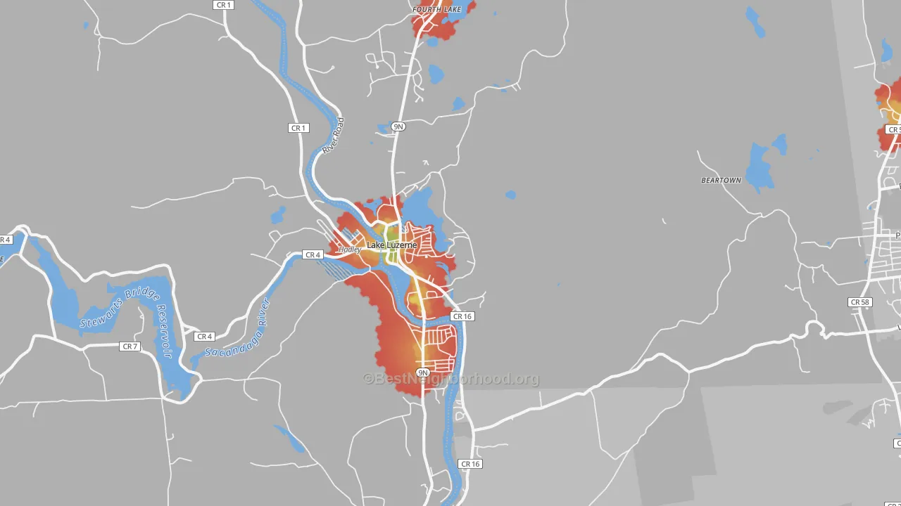 Walk Grade map of Lake Luzerne, NY, walkable areas in green and car-dependent areas in red