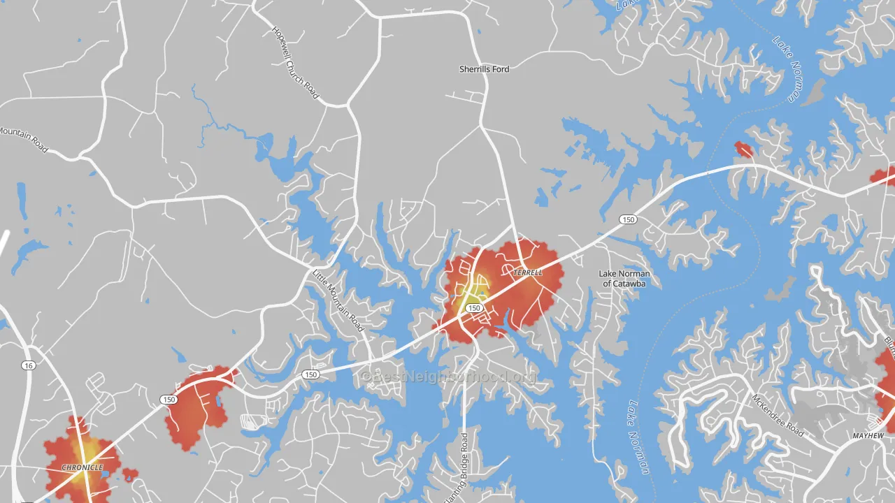 Walk Grade map of Lake Norman of Catawba, NC, walkable areas in green and car-dependent areas in red