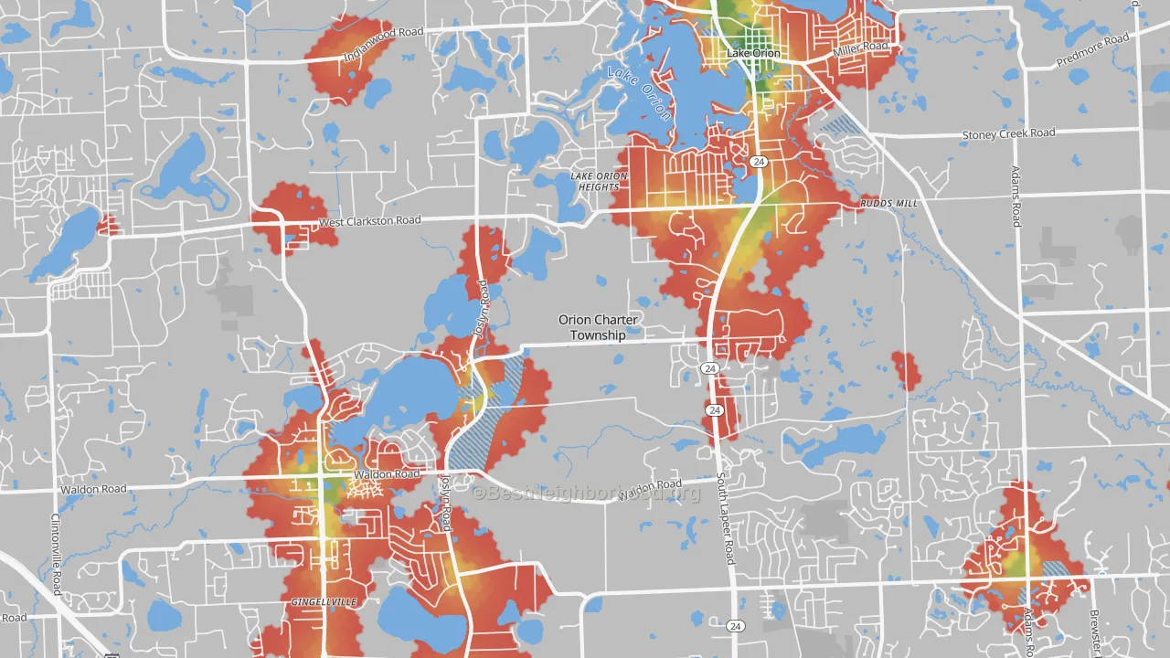 Walk Grade map of Lake Orion, MI, walkable areas in green and car-dependent areas in red
