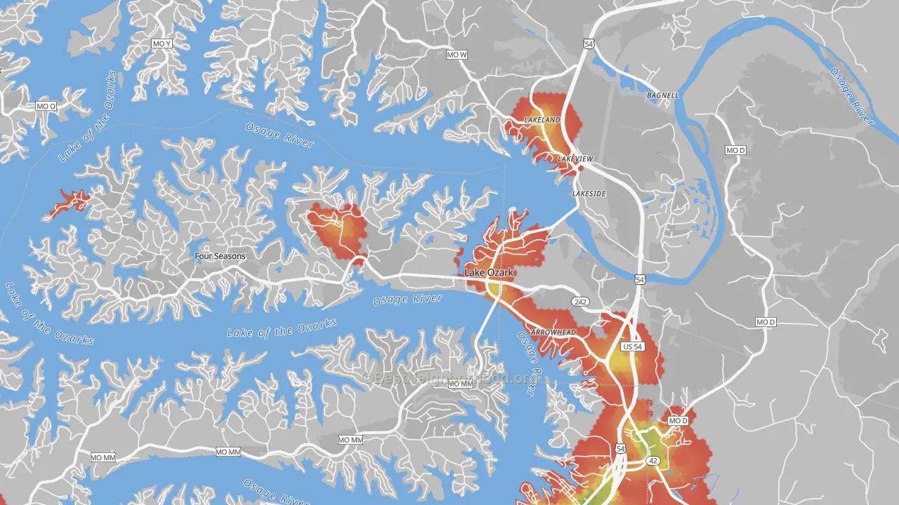 Walk Grade map of Lake Ozark, MO, walkable areas in green and car-dependent areas in red