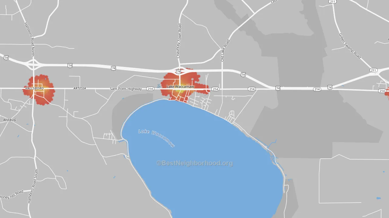 Walk Grade map of Lake Waccamaw, NC, walkable areas in green and car-dependent areas in red