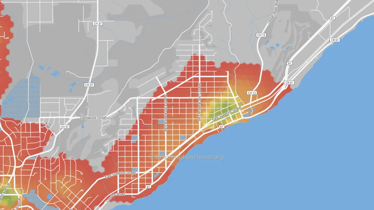 Walk Grade map of Lakeside-Lester Park, Duluth, MN, walkable areas in green and car-dependent areas in red