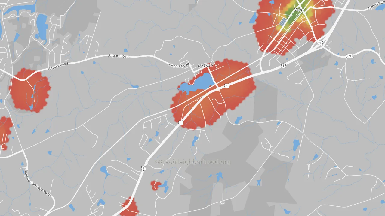 Walk Grade map of Lakeview, NC, walkable areas in green and car-dependent areas in red
