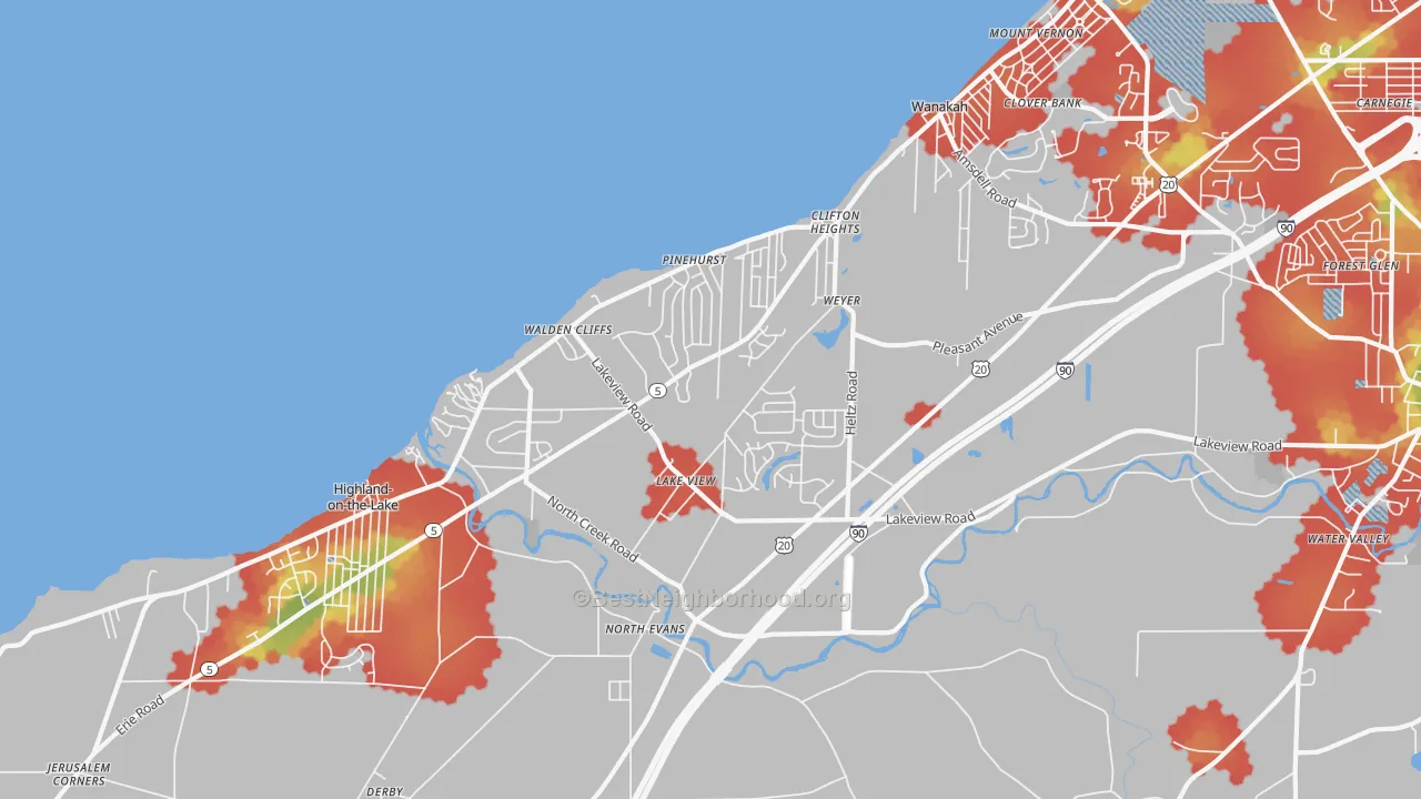 Walk Grade map of Lakeview, NY, walkable areas in green and car-dependent areas in red