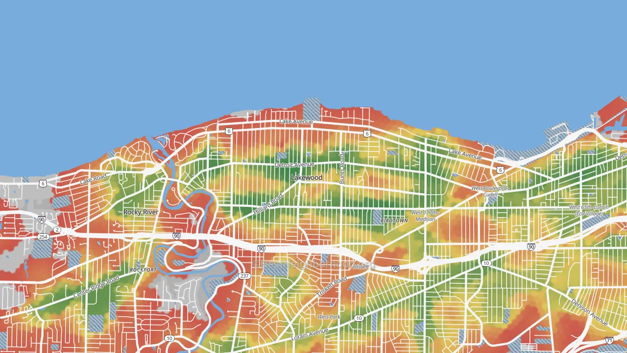 Walk Grade map of Lakewood, OH, walkable areas in green and car-dependent areas in red