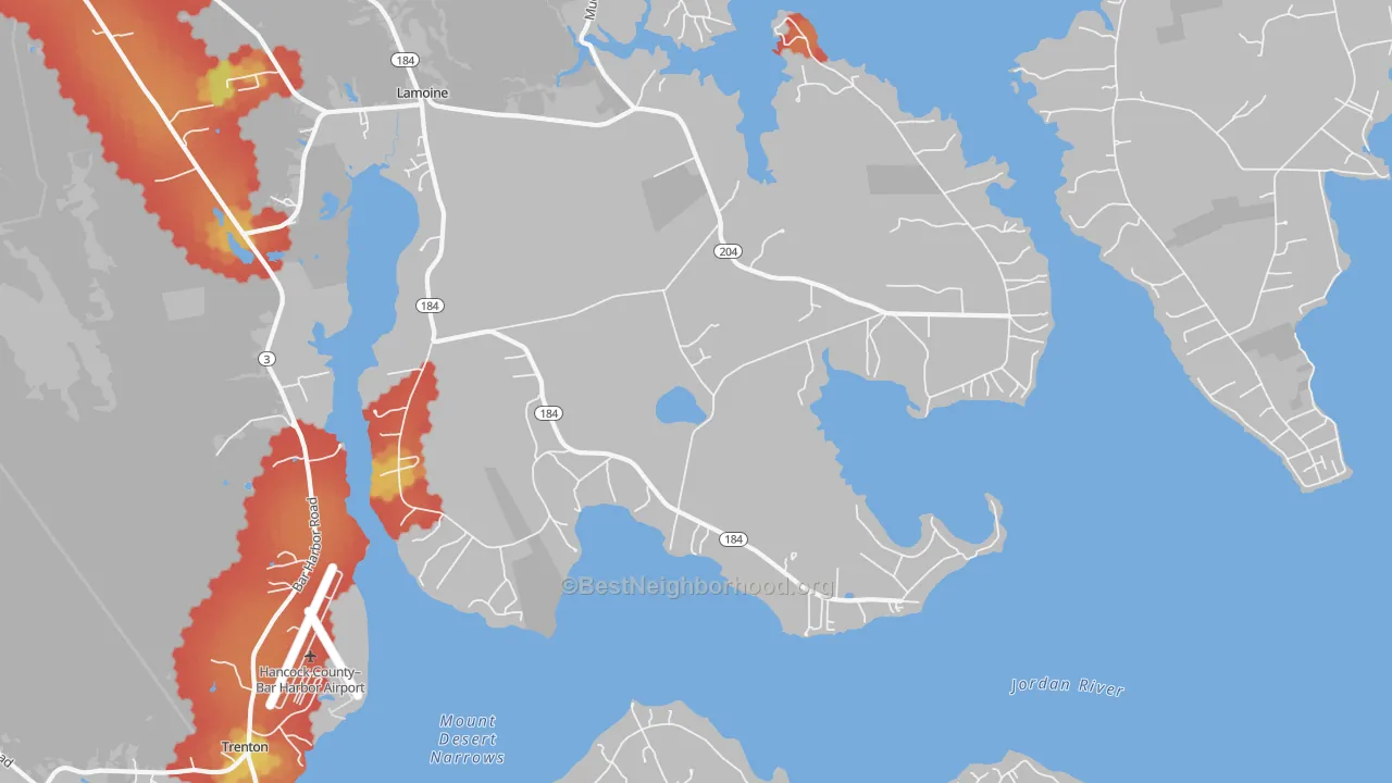 Walk Grade map of Lamoine, ME, walkable areas in green and car-dependent areas in red
