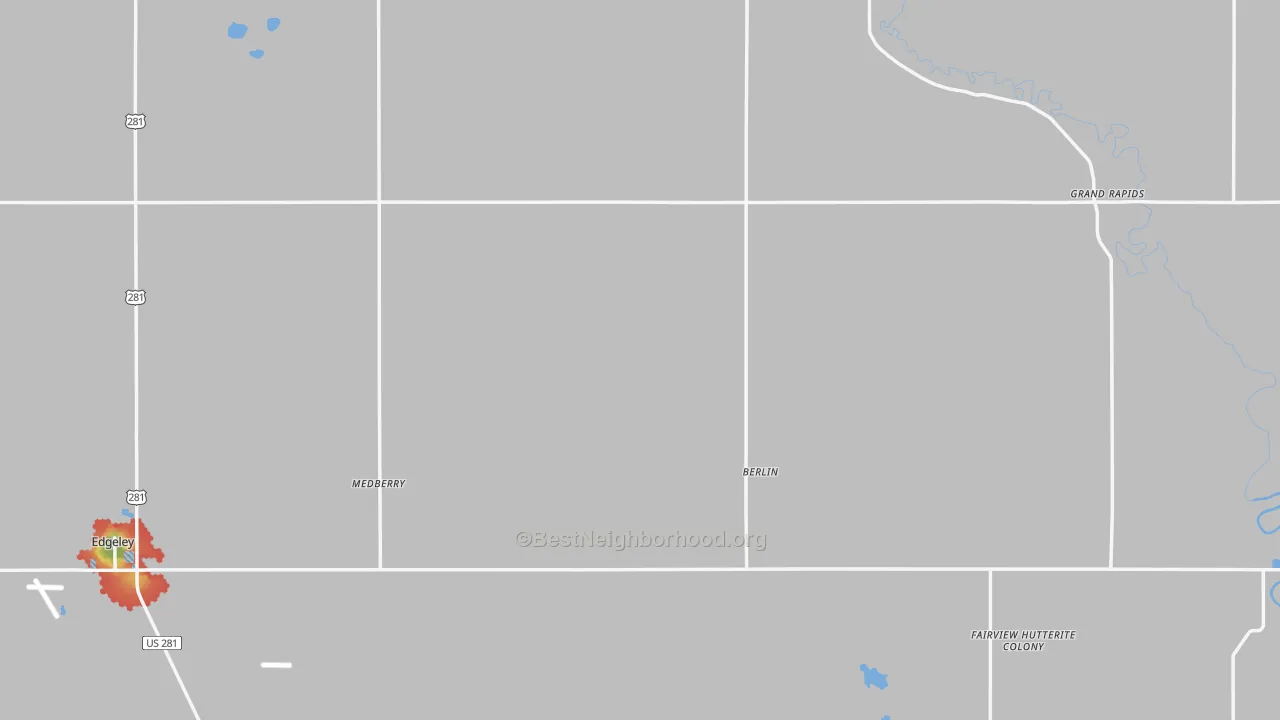 Walk Grade map of LaMoure County, ND, walkable areas in green and car-dependent areas in red