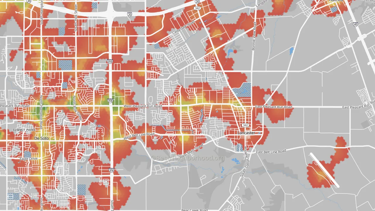 Walk Grade map of Lancaster, TX, walkable areas in green and car-dependent areas in red