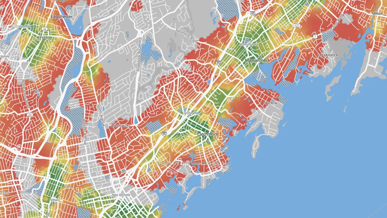 Walk Grade map of Larchmont, NY, walkable areas in green and car-dependent areas in red