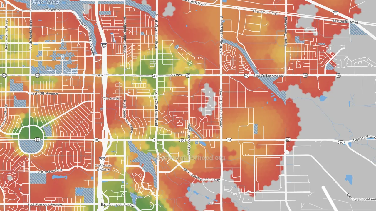 Walk Grade map of Laredo Highline, Aurora, CO, walkable areas in green and car-dependent areas in red