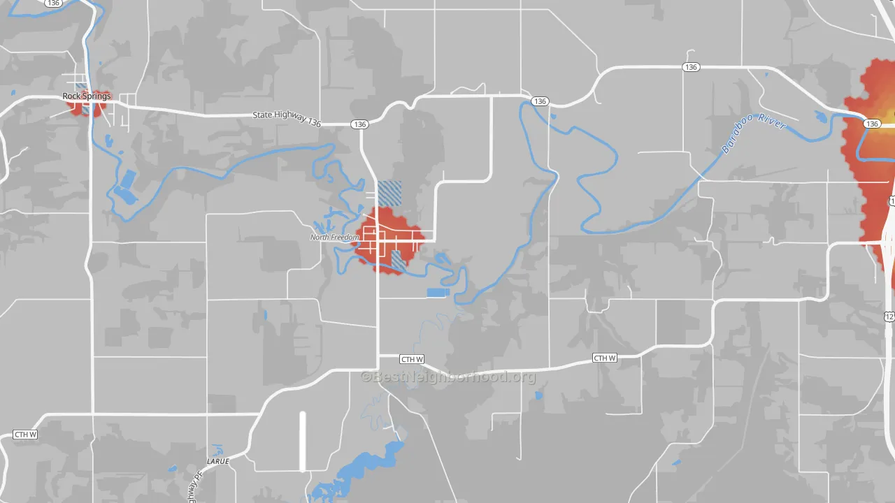 Walk Grade map of LaRue, WI, walkable areas in green and car-dependent areas in red