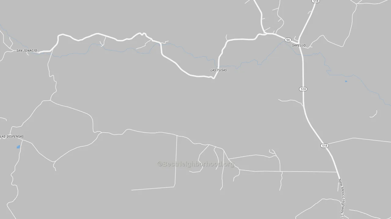 Walk Grade map of Las Tusas, NM, walkable areas in green and car-dependent areas in red
